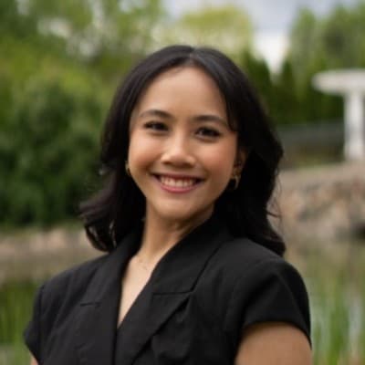 Mary Villarama